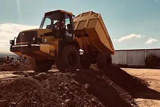 ARTICULATED-HAUL-TRUCK-DUMP-TRUCK-LICENCE